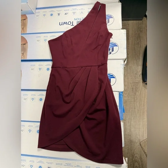 Lulu's Burgundy One Shoulder Dress - Picture 3 of 3